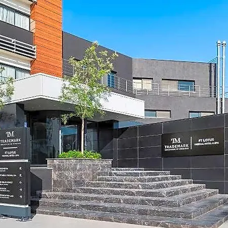 Hotel Ft Lotus Thermal & Spa, Trademark Collection By Wyndham